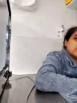 Snapshot of siri_duque chatting on 02-28-25, 08:07 siri duque online show from 02-28-25, 08:07