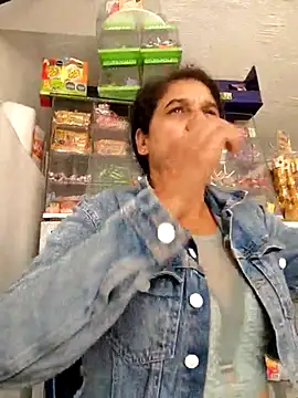 Snapshot of siri_duque chatting on 03-01-25, 06:21 siri duque online show from 03-01-25, 06:21