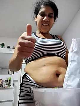 Snapshot of siri_duque chatting on 03-03-25, 06:01 siri duque online show from 03-03-25, 06:01