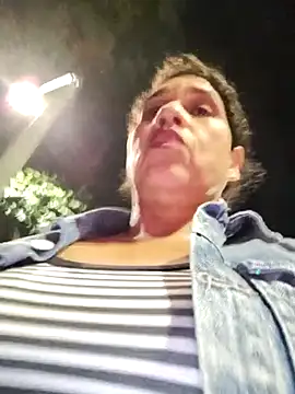 Snapshot of siri_duque chatting on 03-13-25, 10:26 siri duque online show from 03-13-25, 10:26
