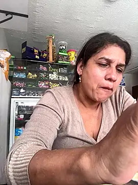Snapshot of siri_duque chatting on 09-17-25, 03:57 siri duque online show from 09-17-25, 03:57