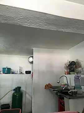 Snapshot of siri_duque chatting on 09-29-25, 03:06 siri duque online show from 09-29-25, 03:06