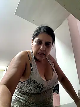 Snapshot of siri_duque chatting on 10-19-25, 05:13 siri duque online show from 10-19-25, 05:13