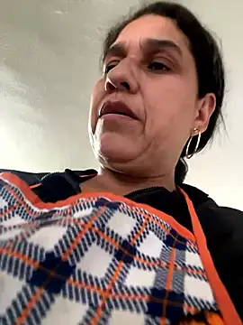 Snapshot of siri_duque chatting on 06-21-26, 03:36 siri duque online show from 06-21-26, 03:36