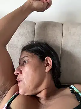 Snapshot of siri_duque chatting on 07-20-26, 04:53 siri duque online show from 07-20-26, 04:53