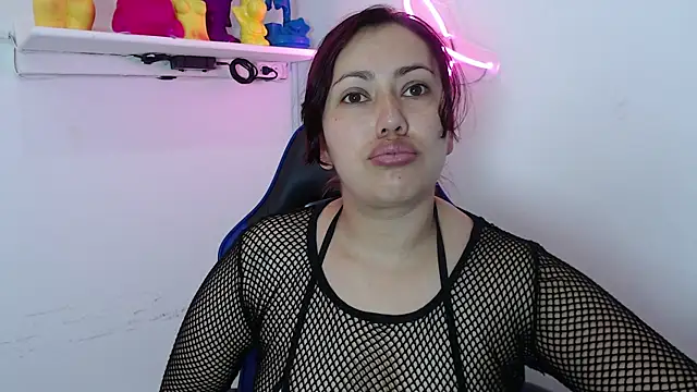 maria mendoza online show from 09-29-25, 01:05