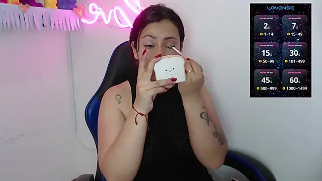 maria mendoza online show from 10-21-25, 01:23