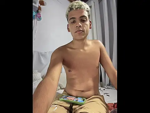 Leo bunny hot online show from 01-17-26, 11:30