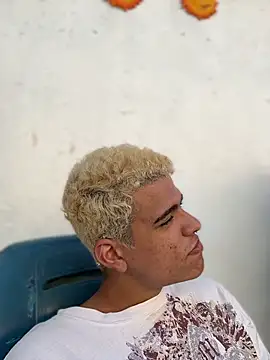 Leo bunny hot online show from 03-15-26, 09:21