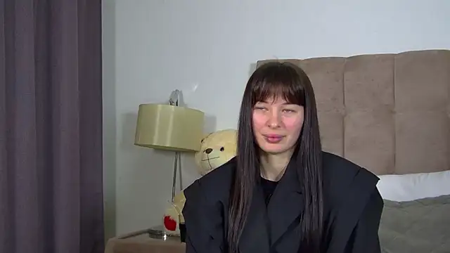 AlexandraBloom online show from 02-18-26, 06:26