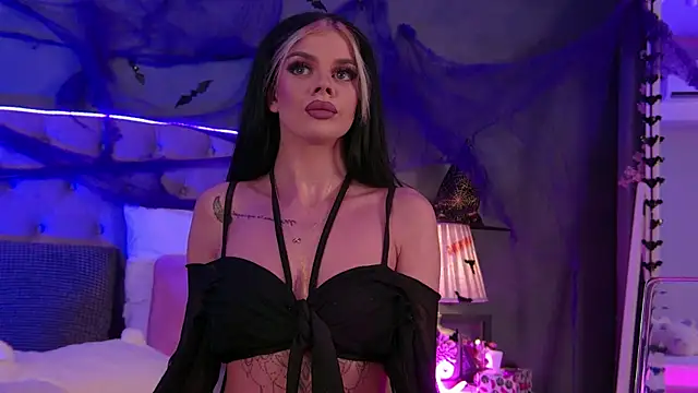 IvyRaven online show from 10-29-25, 06:42