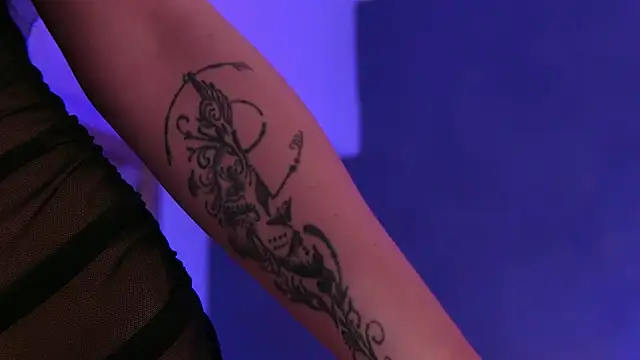 IvyRaven online show from 11-07-25, 07:36