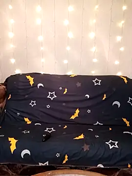 Snapshot of Aria__Dark chatting on 02-11-25, 10:18 Aria  Dark online show from 02-11-25, 10:18