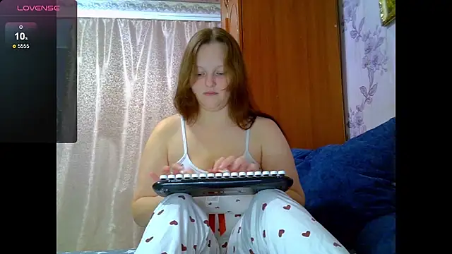 Snapshot of Aria__Dark chatting on 09-12-25, 08:53 Aria  Dark online show from 09-12-25, 08:53