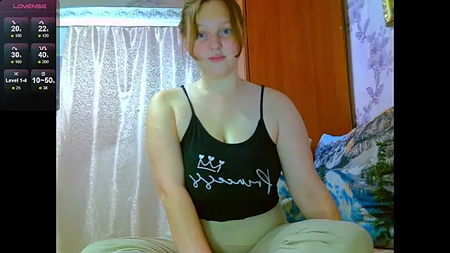 Snapshot of Aria__Dark chatting on 10-15-25, 08:20 Aria  Dark online show from 10-15-25, 08:20