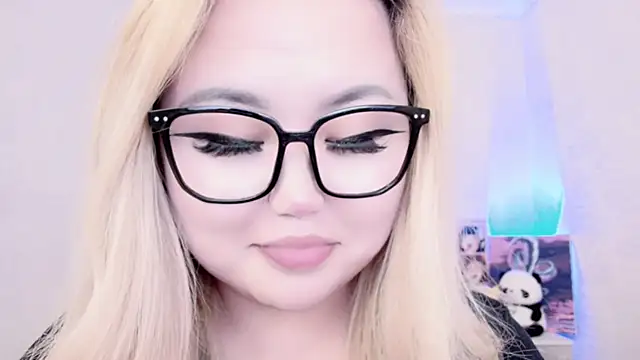 Snapshot of amelia_sunlight chatting on 01-22-25, 03:41 amelia sunlight online show from 01-22-25, 03:41