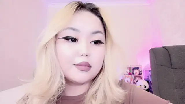 Snapshot of amelia_sunlight chatting on 02-10-25, 12:30 amelia sunlight online show from 02-10-25, 12:30