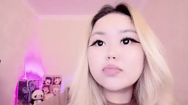 Snapshot of amelia_sunlight chatting on 02-24-25, 01:24 amelia sunlight online show from 02-24-25, 01:24