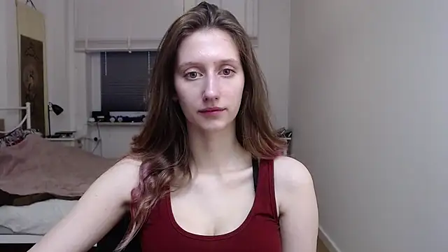 Snapshot of LUNA_delight chatting on 12-19-25, 06:42 LUNA delight online show from 12-19-25, 06:42