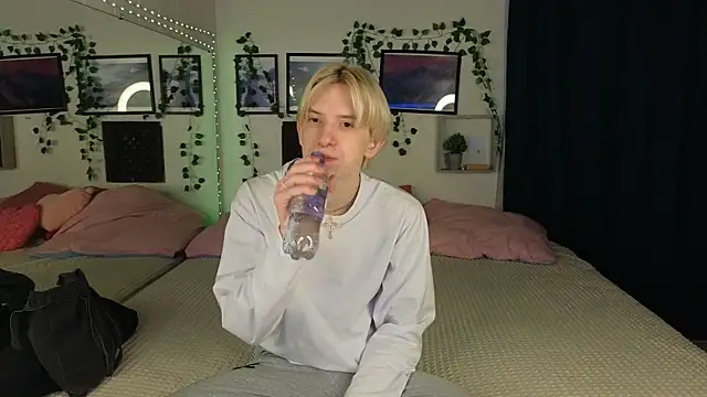 Ron Vils online show from 01-25-25, 02:37