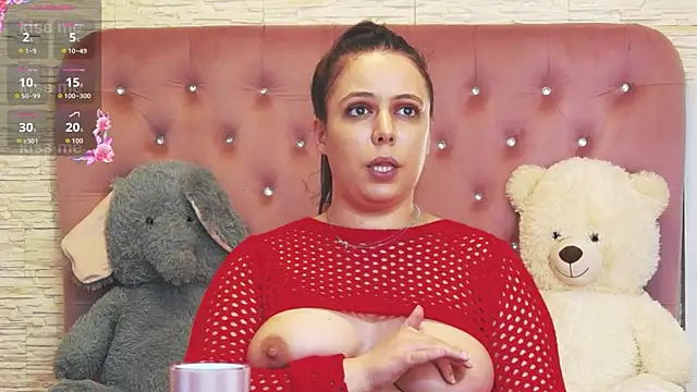 SophiaStarr online show from 04-18-26, 07:58