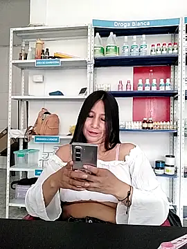 Megan jennerr online show from 02-18-25, 02:06