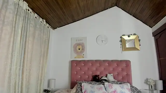 CelessteRedds online show from 09-10-25, 11:21