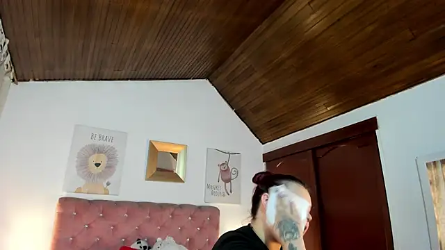 CelessteRedds online show from 04-20-26, 12:08