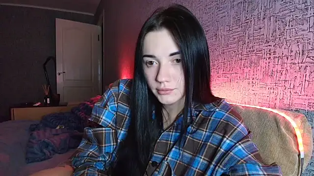 Liana diva online show from 11-23-25, 04:51