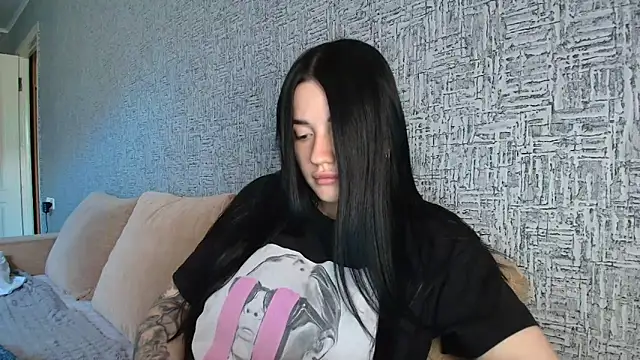 Snapshot of Liana_diva chatting on 05-06-26, 10:53 Liana diva online show from 05-06-26, 10:53