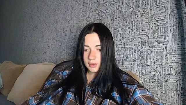 Snapshot of Liana_diva chatting on 05-22-26, 10:21 Liana diva online show from 05-22-26, 10:21