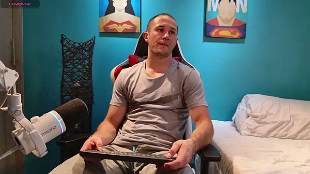 AxelFairchaild online show from 01-19-25, 03:53