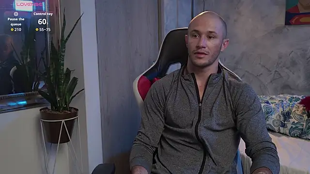 AxelFairchaild online show from 04-15-26, 01:18