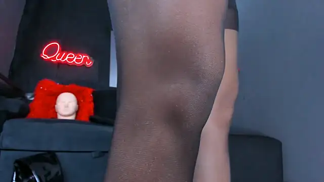 Snapshot of DelaneyStone chatting on 03-21-25, 09:45 DelaneyStone online show from 03-21-25, 09:45