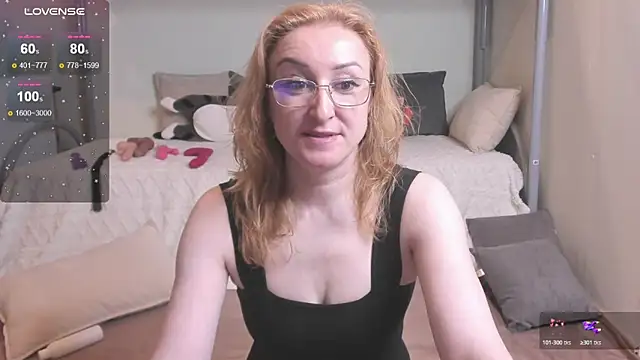 Snapshot of MadissonKiss chatting on 04-30-26, 11:53 MadissonKiss online show from 04-30-26, 11:53
