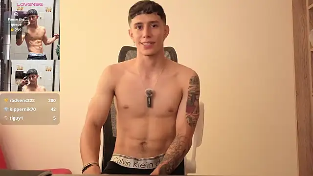 Cristopher23  online show from 09-21-25, 01:02