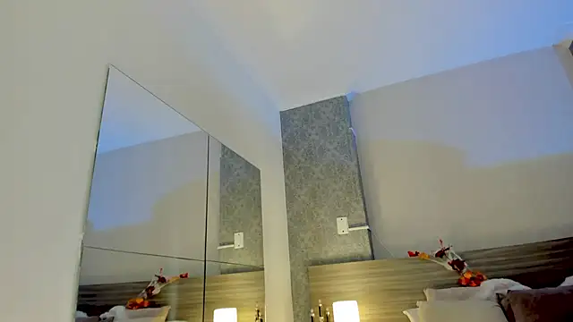 Snapshot of Mistyca chatting on 10-24-25, 10:55 Mistyca online show from 10-24-25, 10:55