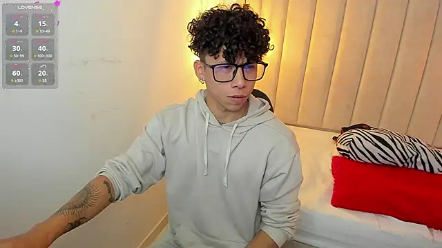 AkazaBoy  online show from 01-13-25, 05:01