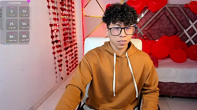 AkazaBoy  online show from 02-18-25, 04:15