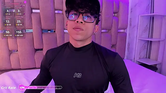 AkazaBoy  online show from 10-08-25, 08:06