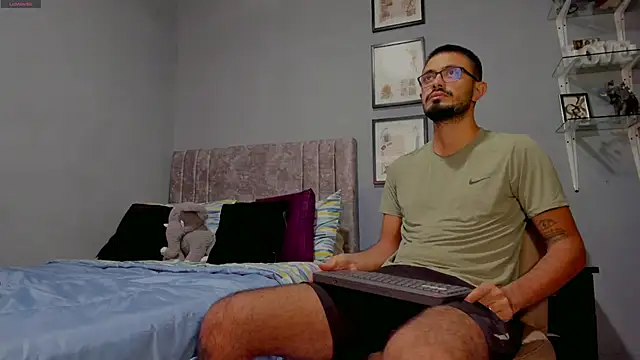 Snapshot of ETHAN_ADAM chatting on 02-23-26, 11:02 ETHAN ADAM online show from 02-23-26, 11:02