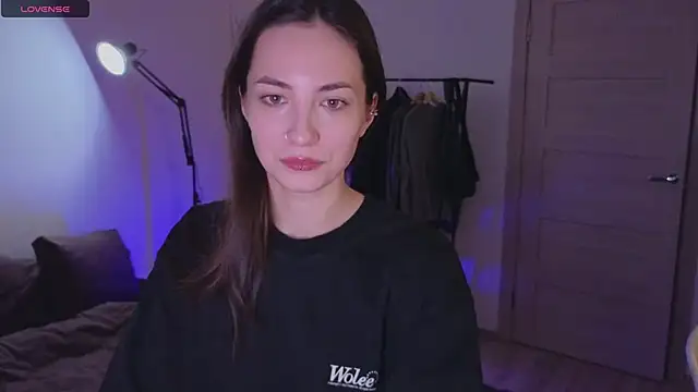 Space X Roxy  online show from 12-09-24, 03:44