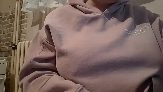 AalinnaK online show from 02-14-25, 03:15