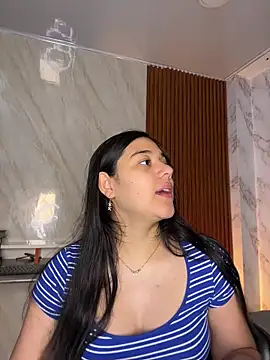 floriamANDjazmin online show from 05-16-26, 06:50