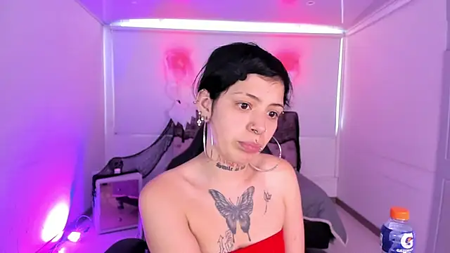 AuroraDiaz online show from 10-25-25, 07:30