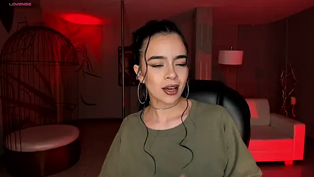 AlanaCraft online show from 02-25-25, 02:47