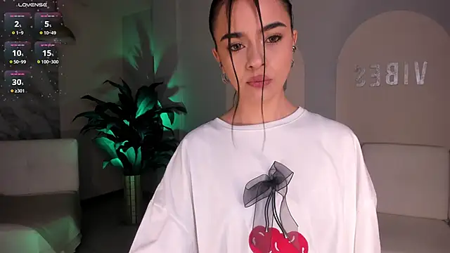 AlanaCraft online show from 09-16-25, 12:06