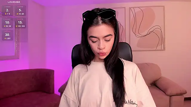 AlanaCraft online show from 10-23-25, 12:15