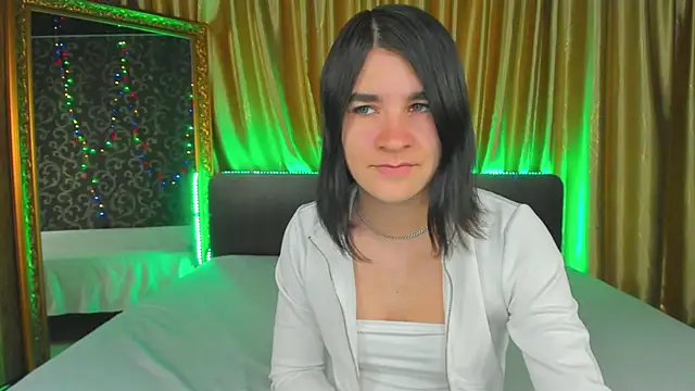  Polly Love  online show from 10-02-25, 06:09