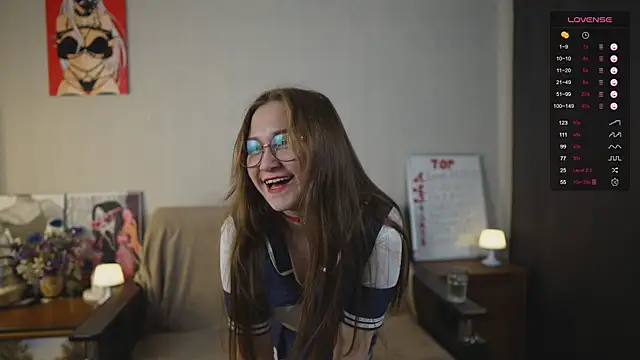 Snapshot of Miatiny chatting on 11-20-25, 12:27 Miatiny online show from 11-20-25, 12:27